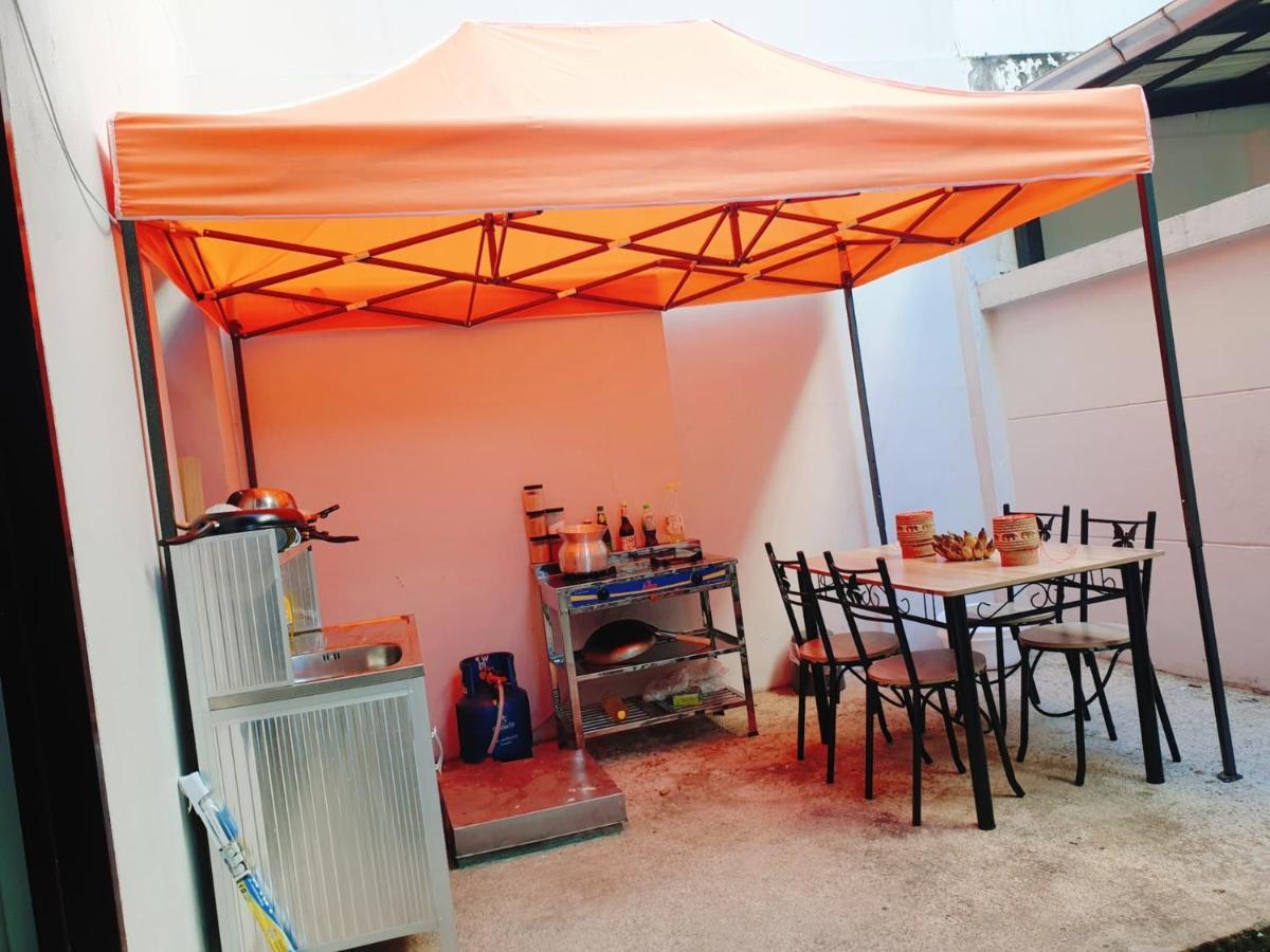 Kru Nat's W/ Private & Gym Acomodação com café da manhã 